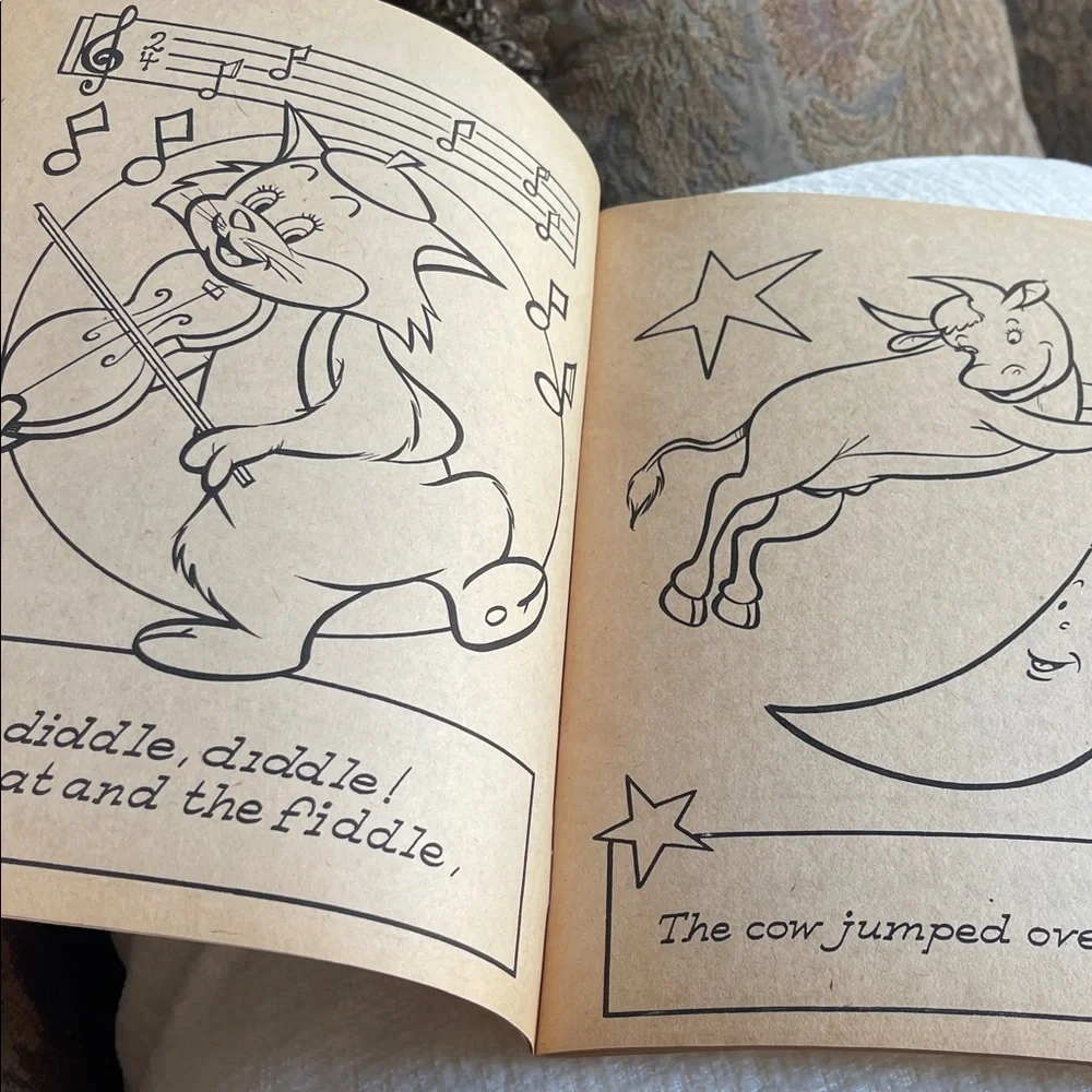 Vintage 1975 Mother Goose Coloring Book Playmore Unused NOS